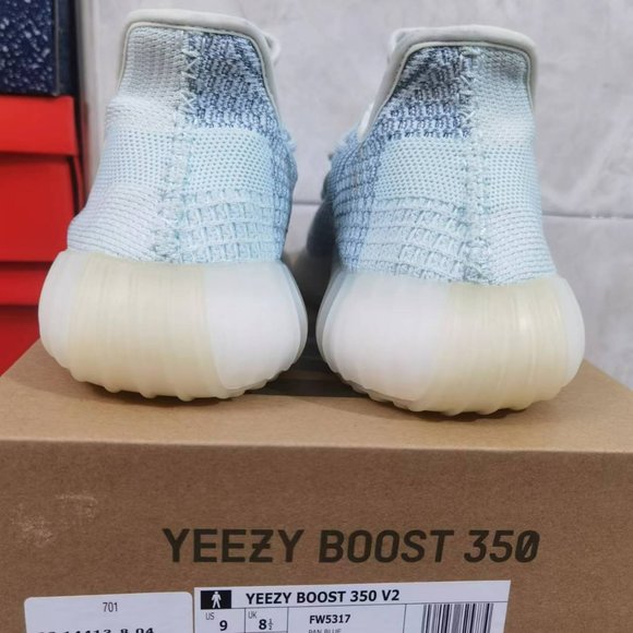 Size 9.5 - adidas Yeezy Boost 350 V2 Cloud White Reflective - Picture 7 of 8